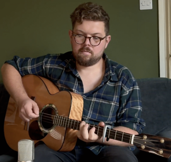 New Tom Kimber tenor guitar video – The Colliers’ reel.